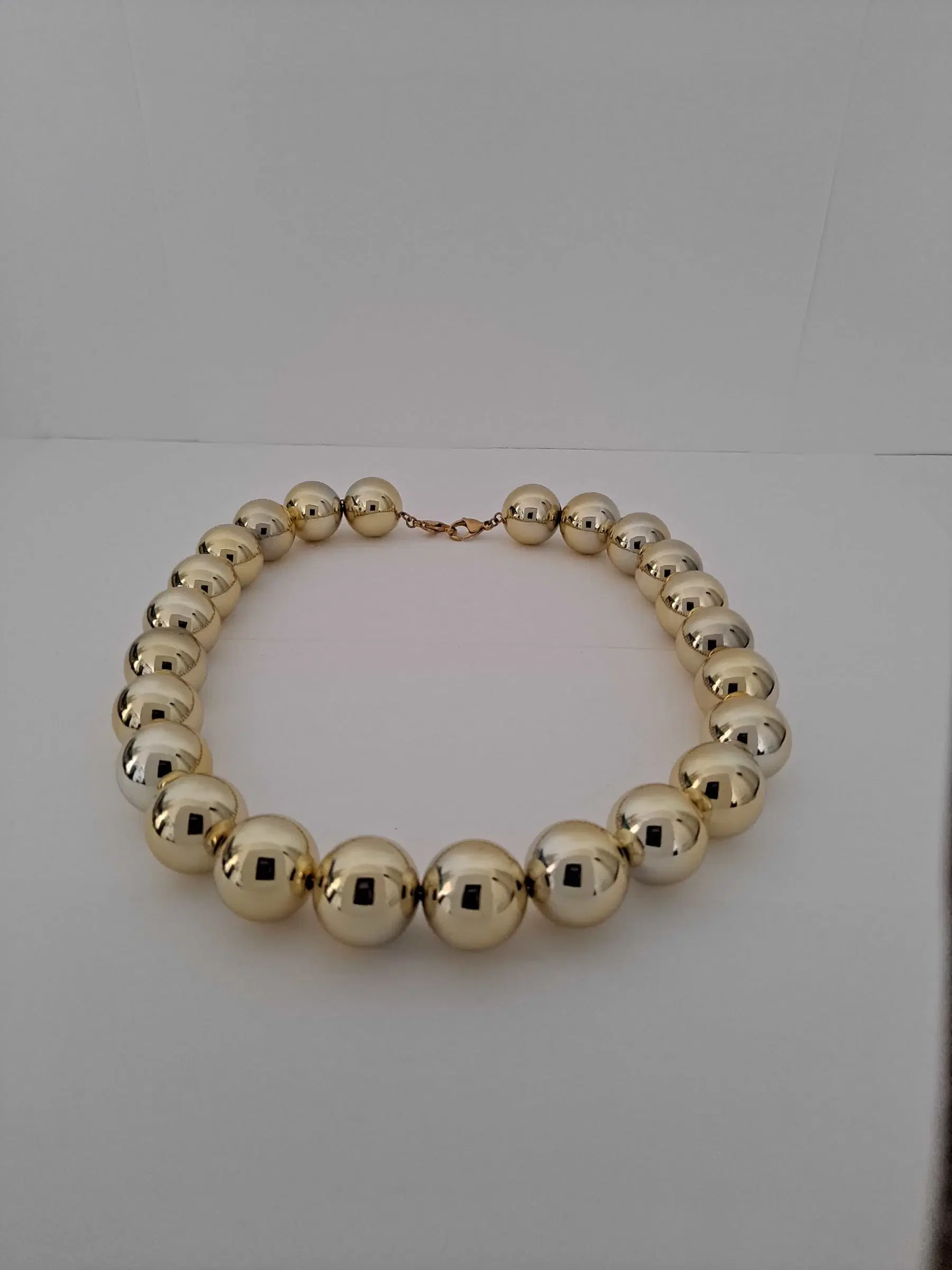 Goldyballs